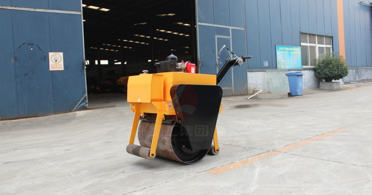 小型壓路機(jī)出現(xiàn)故障怎么辦？